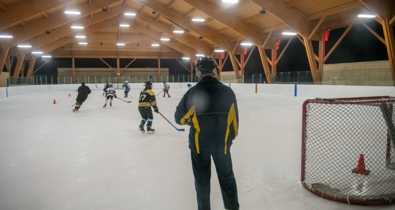 Ouverture des inscriptions pour les cours donnés à la patinoire couverte!